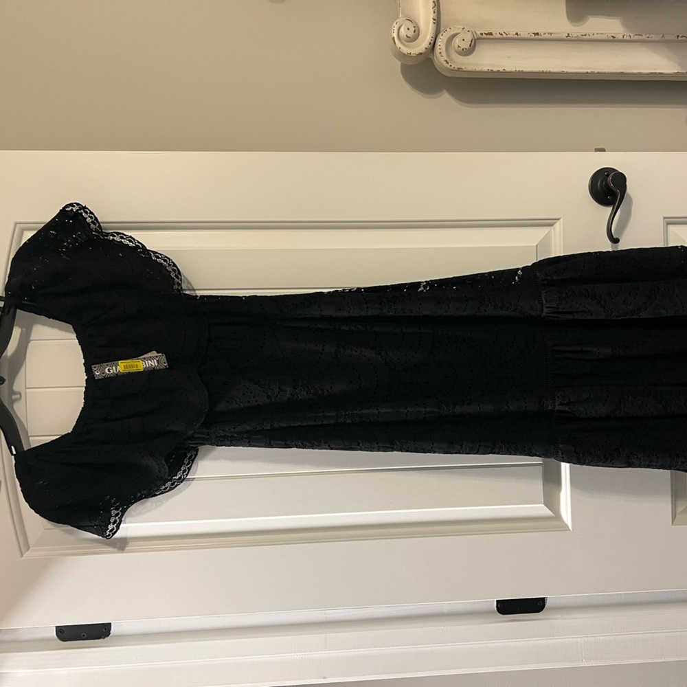 Gianni Bini off the shoulder dress